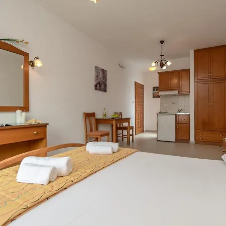 Dolphin Apartament Agia Anna (Naxos)